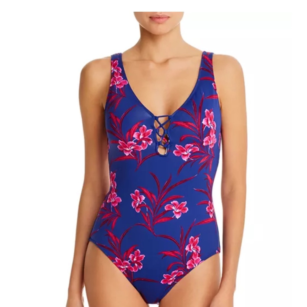 Tommy Bahama
Oasis Reversible Lace-Up One Piece Swimsuit